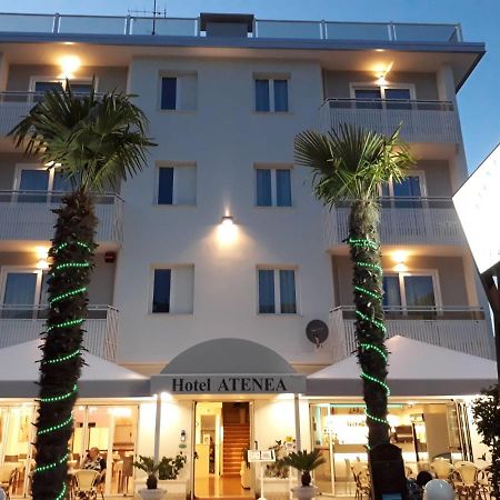 Hotel Atenea Golden Star Каорле Екстер'єр фото