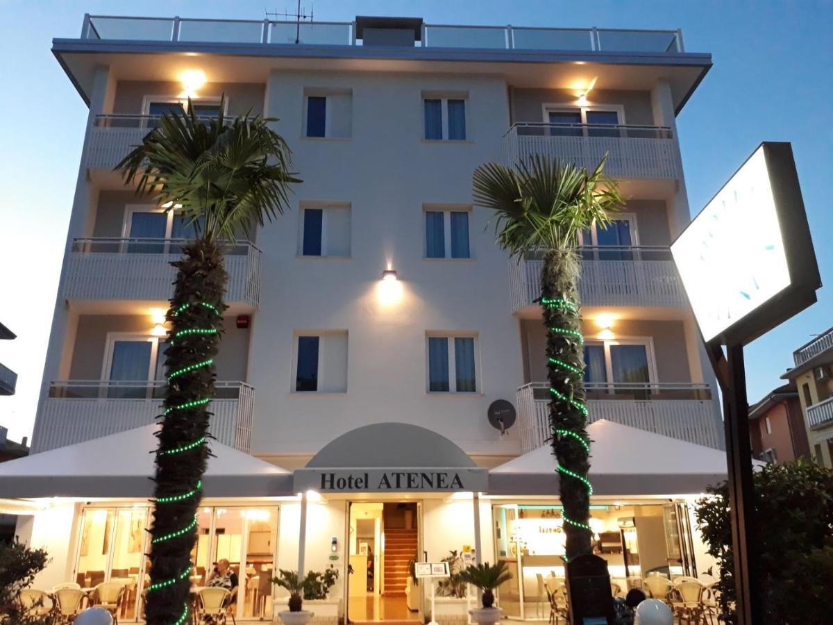 Hotel Atenea Golden Star Каорле Екстер'єр фото
